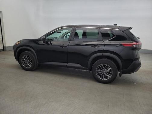 Super Black 2023 Nissan Rogue S