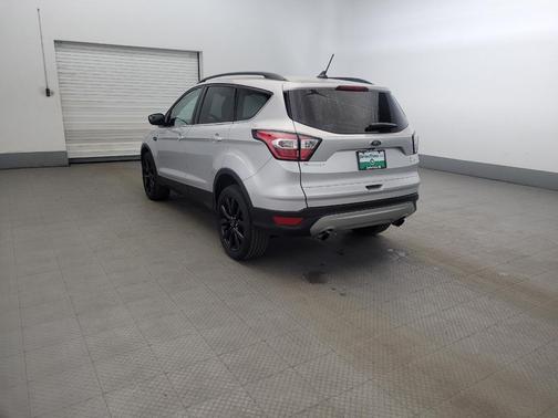 Ingot Silver Metallic 2018 Ford Escape SEL