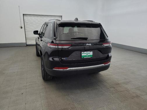 Ember Pearlcoat 2022 Jeep Grand Cherokee 4xe Base