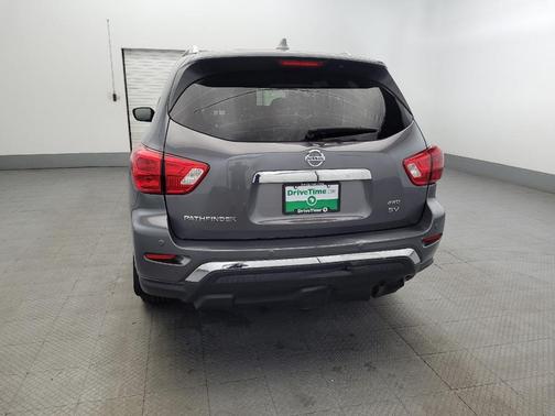 2019 Nissan Pathfinder SV