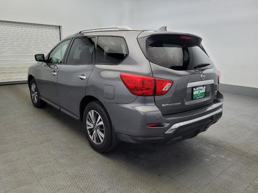 2019 Nissan Pathfinder SV