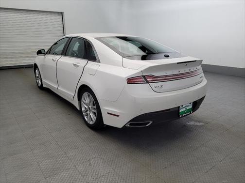 2016 Lincoln MKZ Base