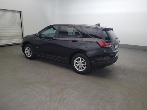 Mosaic Black Metallic 2024 Chevrolet Equinox LS