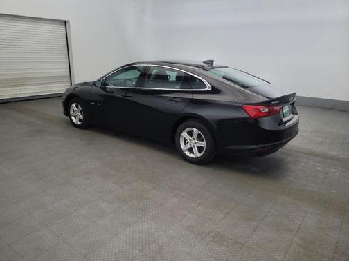 Mosaic Black Metallic 2023 Chevrolet Malibu FWD 1LT