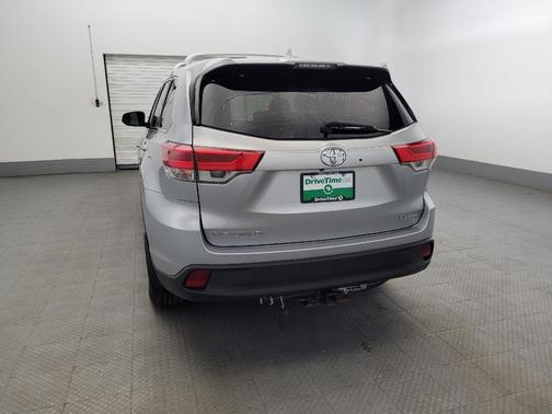 2017 Toyota Highlander LE Plus