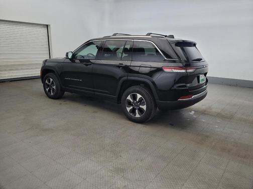 Diamond Black Crystal Pearlcoat 2022 Jeep Grand Cherokee 4xe Base