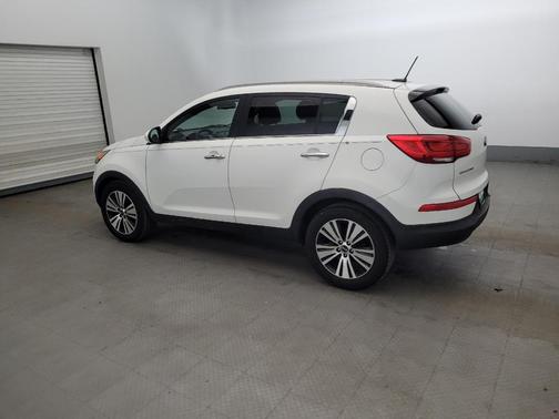 Clear White 2016 Kia Sportage EX