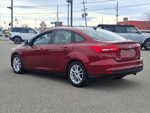 Ruby Red Metallic 2016 Ford Focus SE