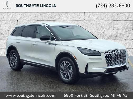2023 Lincoln Corsair Standard