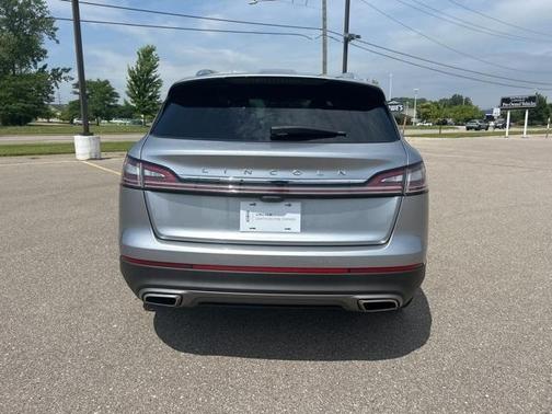 2022 Lincoln Nautilus Standard