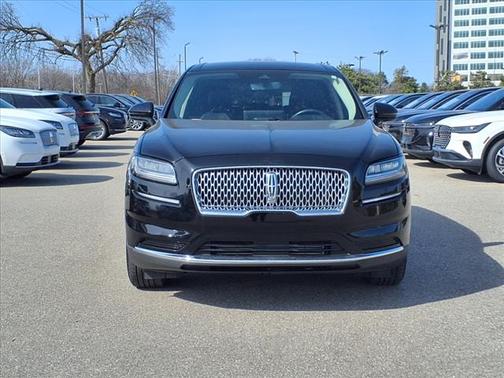 2022 Lincoln Nautilus Standard