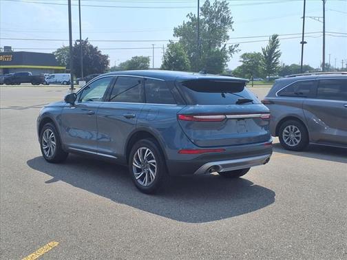 2023 Lincoln Corsair Standard