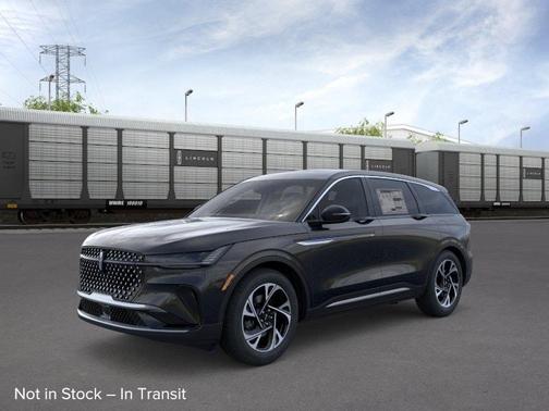 Infinite Black Metallic 2026 Lincoln Nautilus Premiere