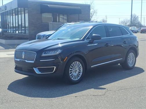 Black Metallic 2019 Lincoln Nautilus Standard