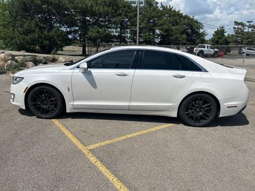 2017 Lincoln MKZ Reserve