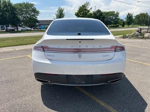 2017 Lincoln MKZ Reserve