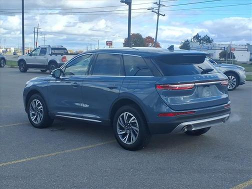 2023 Lincoln Corsair Standard
