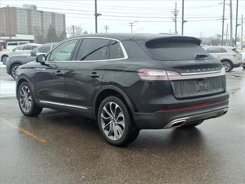 2022 Lincoln Nautilus Reserve