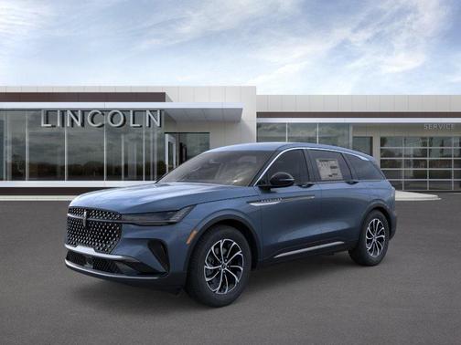 Whisper White 2026 Lincoln Nautilus Premiere