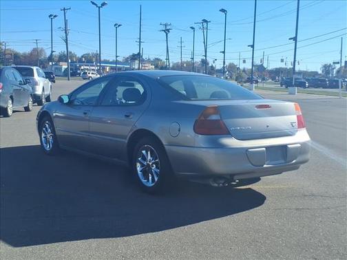 1999 Chrysler 300M