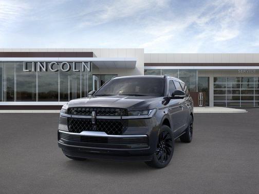 Infinite Black Metallic 2026 Lincoln Navigator Reserve