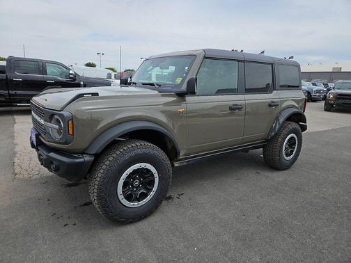 Gray 2026 Ford Bronco Badlands