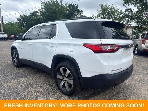 Summit White 2019 Chevrolet Traverse LT Leather
