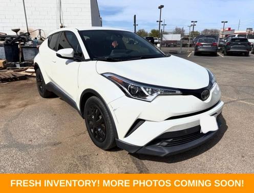 Blizzard Pearl 2019 Toyota C-HR LE