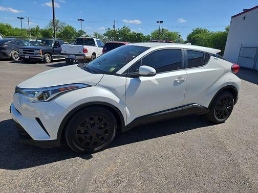 2019 Toyota C-HR LE