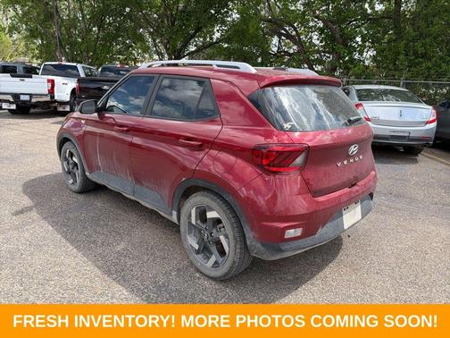 2023 Hyundai VENUE SEL