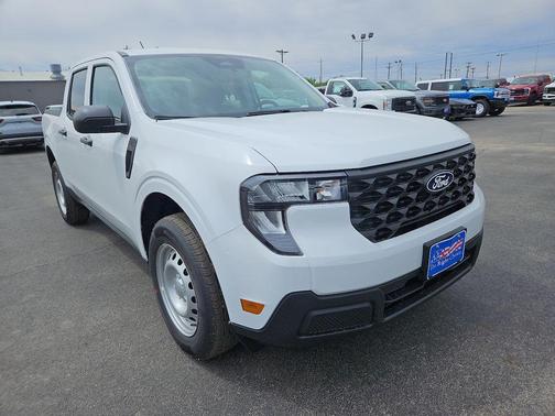 Oxford White 2026 Ford Maverick XL