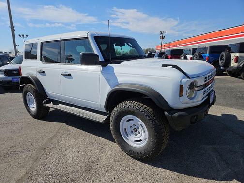 Oxford White 2026 Ford Bronco Heritage Edition