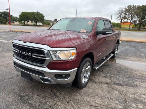 Delmonico Red Pearlcoat 2019 RAM 1500 Big Horn