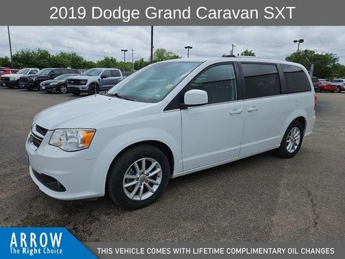 White Knuckle Clearcoat 2019 Dodge Grand Caravan SXT