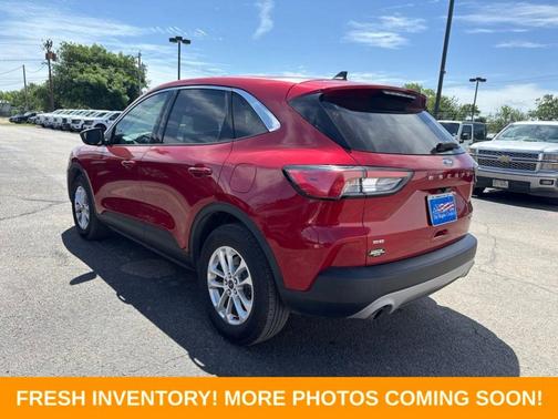 Red Metallic 2022 Ford Escape SE
