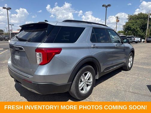 Silver Metallic 2021 Ford Explorer XLT