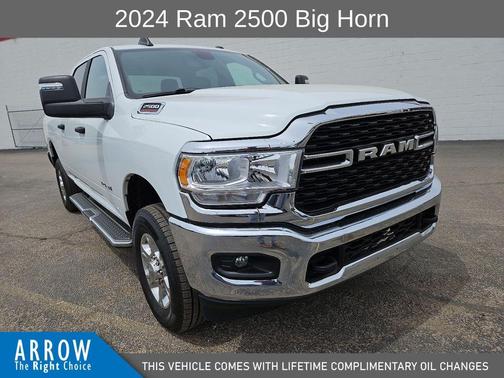 Bright White Clearcoat 2024 RAM 2500 Big Horn