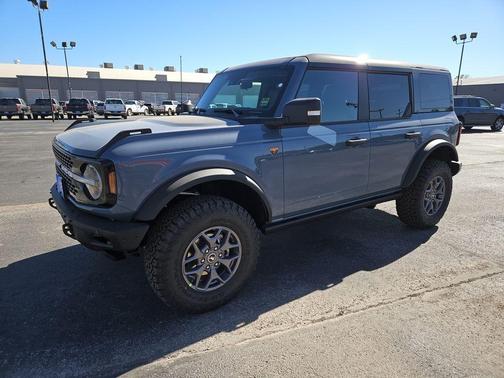 Azure Gray Metallic 2025 Ford Bronco Badlands