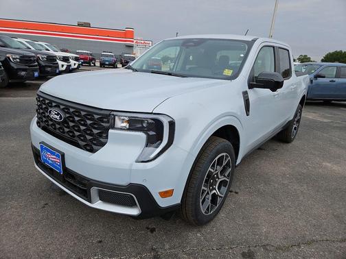 Space White Metallic 2026 Ford Maverick Lariat