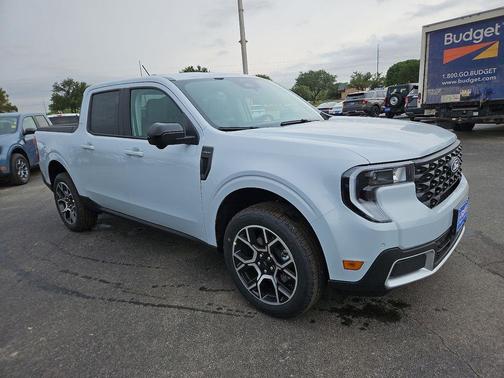 Space White Metallic 2026 Ford Maverick Lariat