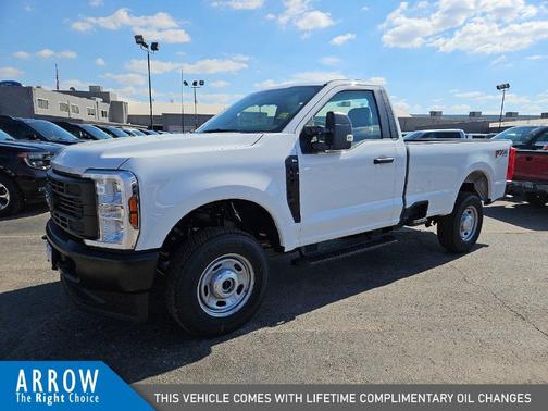 Oxford White 2027 Ford F-250 XL