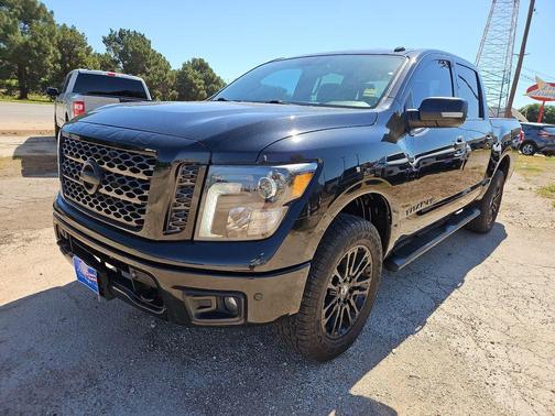 Magnetic Black 2019 Nissan Titan SL