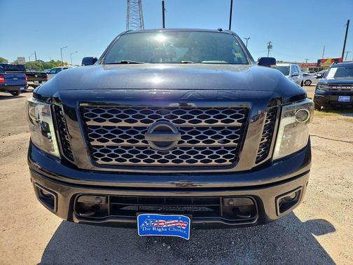 Magnetic Black 2019 Nissan Titan SL