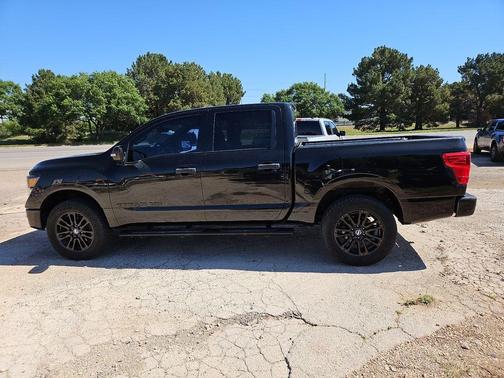 Magnetic Black 2019 Nissan Titan SL
