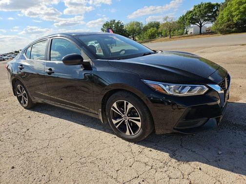 Black 2022 Nissan Sentra SV