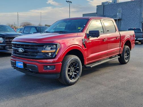 Ruby Red Metallic Tinted Clearcoat 2026 Ford F-150 XLT