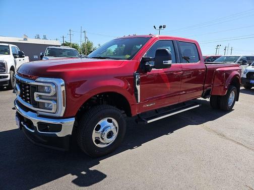 Ruby Red Metallic Tinted Clearcoat 2026 Ford F-350 Lariat Super Duty