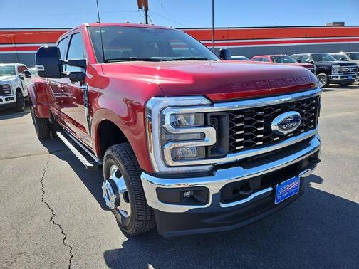 Ruby Red Metallic Tinted Clearcoat 2026 Ford F-350 Lariat Super Duty