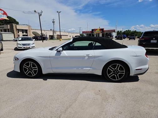 Oxford White 2020 Ford Mustang EcoBoost Premium