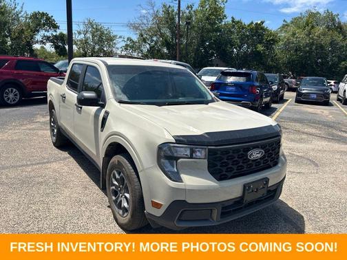 Desert Sand 2025 Ford Maverick XLT